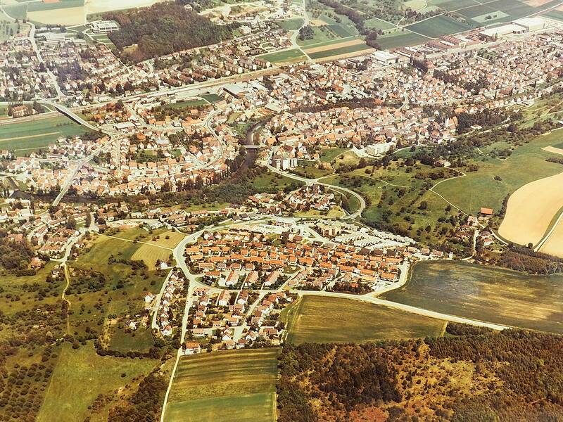 Luftaufnahme von Uhingen aus den 80er-Jahren