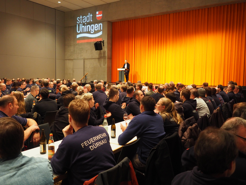 Mehr als 300 Personen ließen sich das Helfer-Vesper im Uditorium schmecken und erhielten ein einheitliches Lagebild vom Unwetter-Wochenende. 